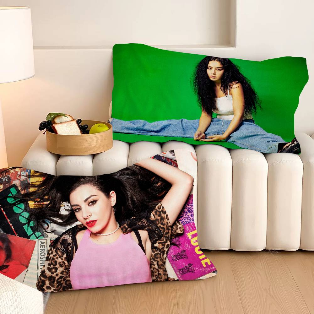 Singer C-Charli X-XCX Premium  - Home Textiles Premium 评论和价格